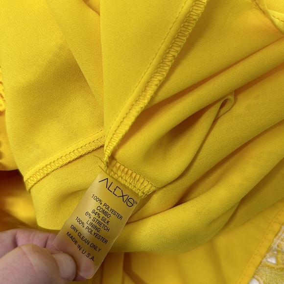 Alexis Kit Dress Short Mini Floral Lace Sleeveless Off The Shoulder Yellow XS - Picture 10 of 12